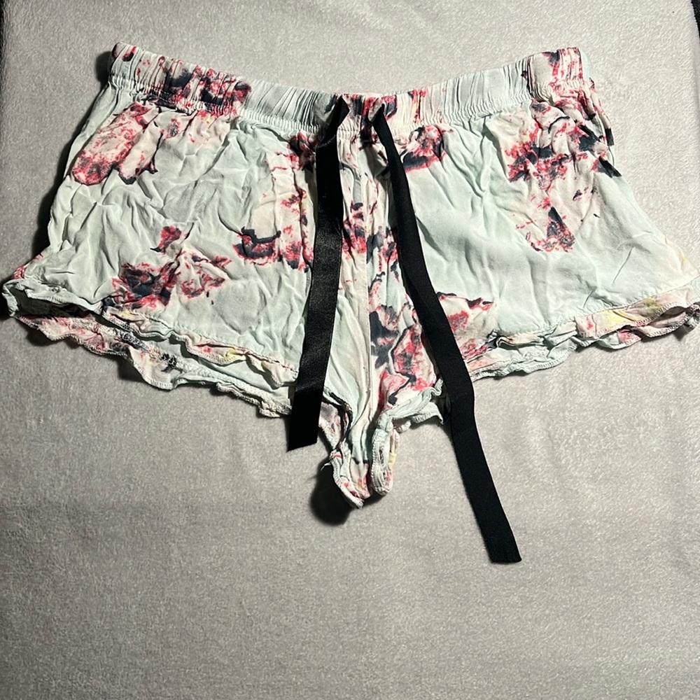 Bobbie Brooks floral sleepwear shorts